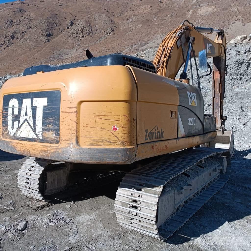 CAT 320D2 GC Гусеничні екскаватори