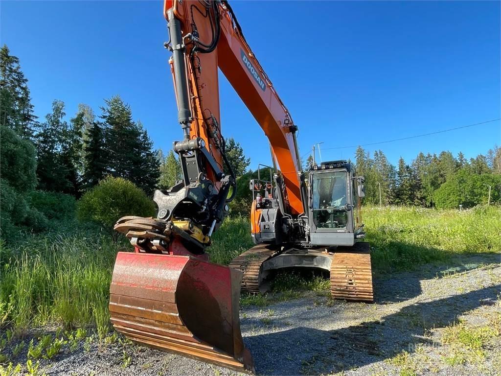 Doosan DX235 LRC Гусеничні екскаватори