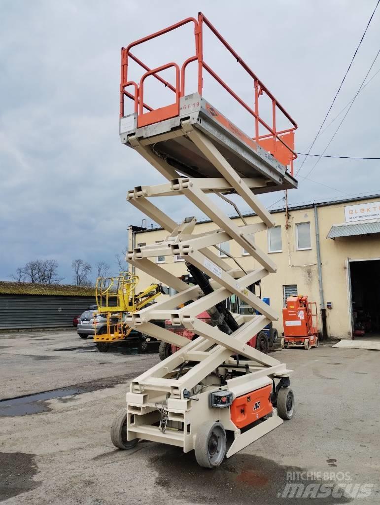 JLG 3246 ES Підйомники-ножиці