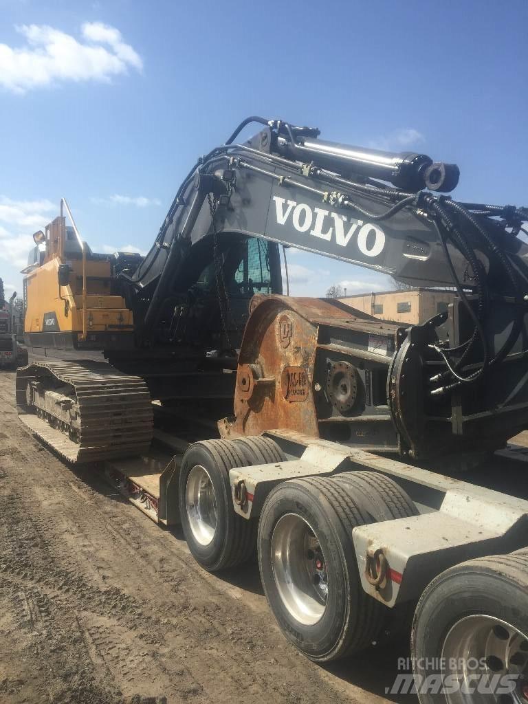 Volvo EC350EL Гусеничні екскаватори