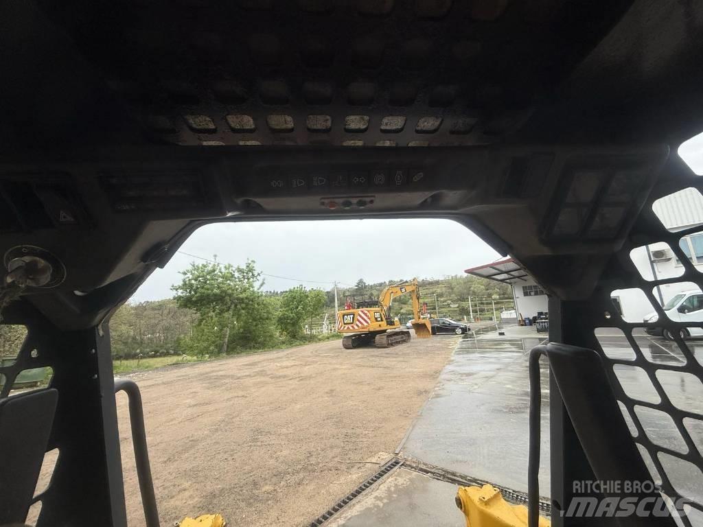 Komatsu SK 07 J-2 Міні-навантажувачі
