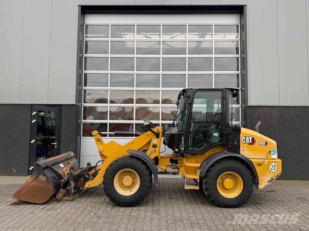 CAT 908 Фронтальні навантажувачі