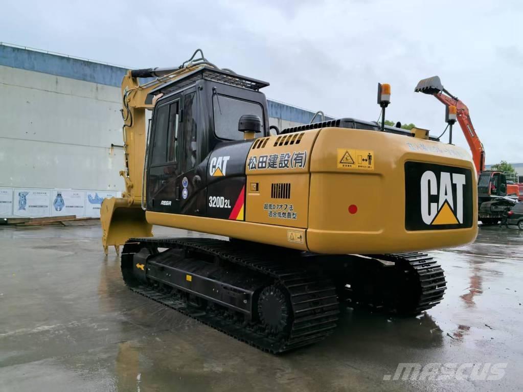 CAT 320 D L Гусеничні екскаватори