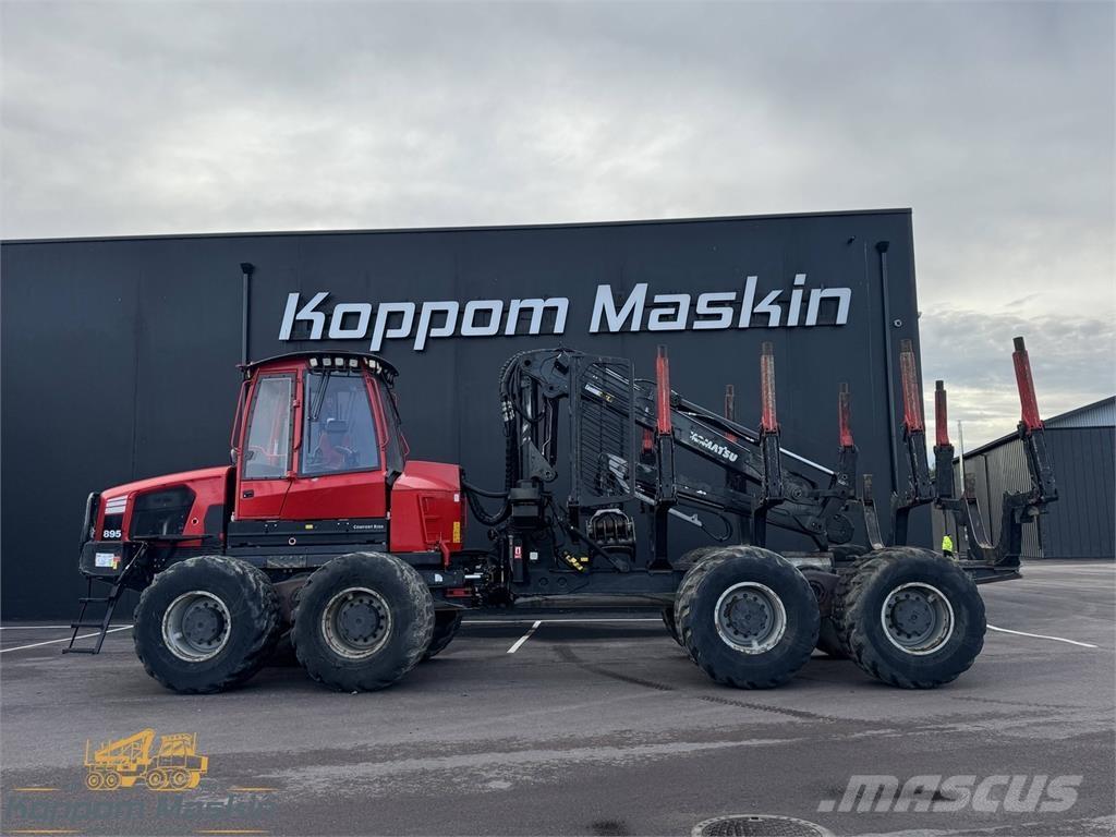 Komatsu 895 Форвардери