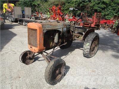 Allis-Chalmers B Трактори