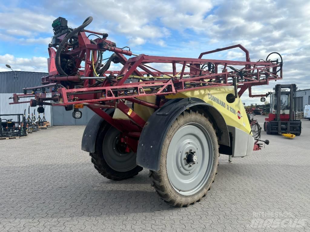 Hardi Commander 3200 Причіпні обприскувачі