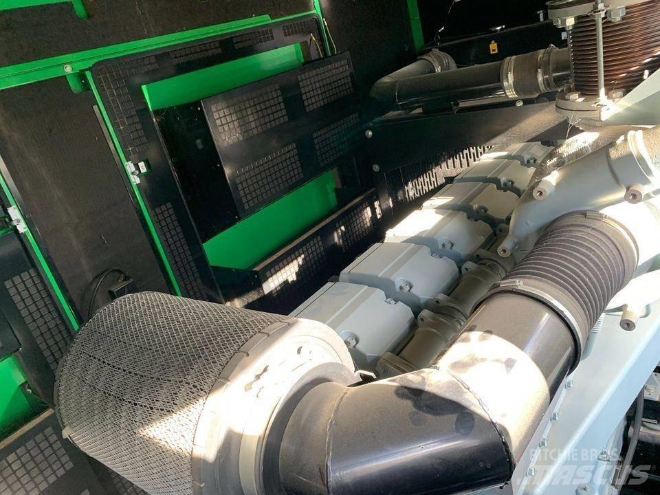 Mitsubishi 765 KVA Дизельні генератори