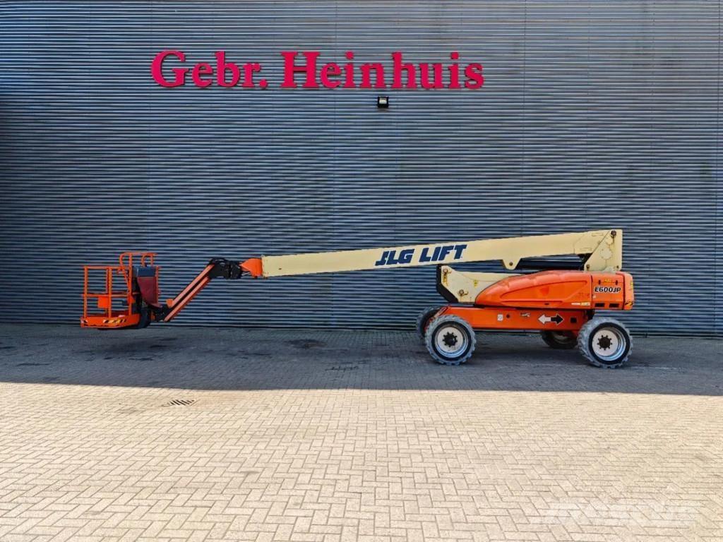 JLG E600 JP Колінчаті підйомники