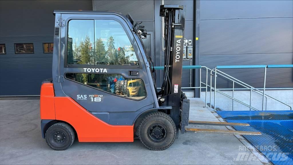 Toyota 02-8 FDF 18 Дизельні навантажувачі