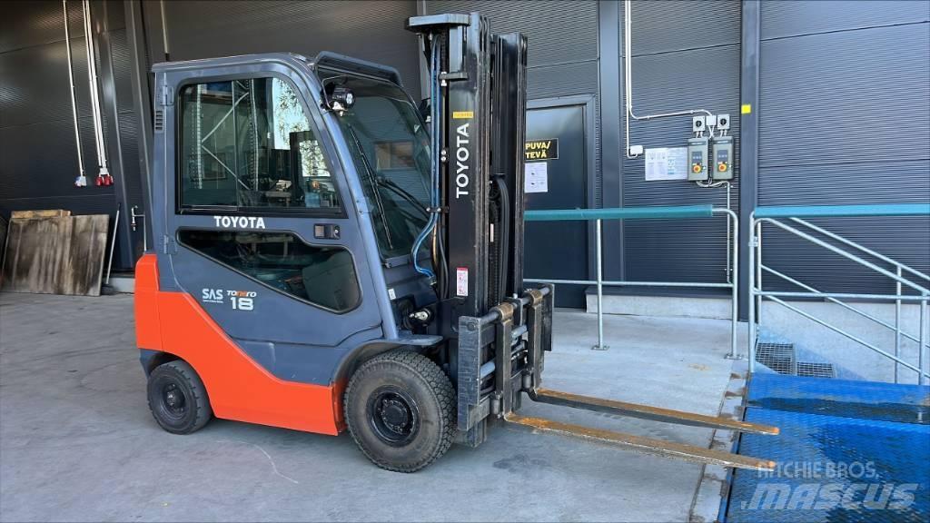 Toyota 02-8 FDF 18 Дизельні навантажувачі