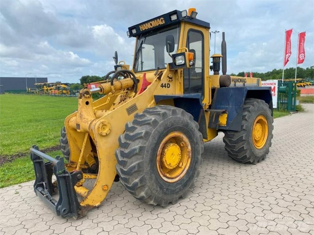 Hanomag 44D Фронтальні навантажувачі