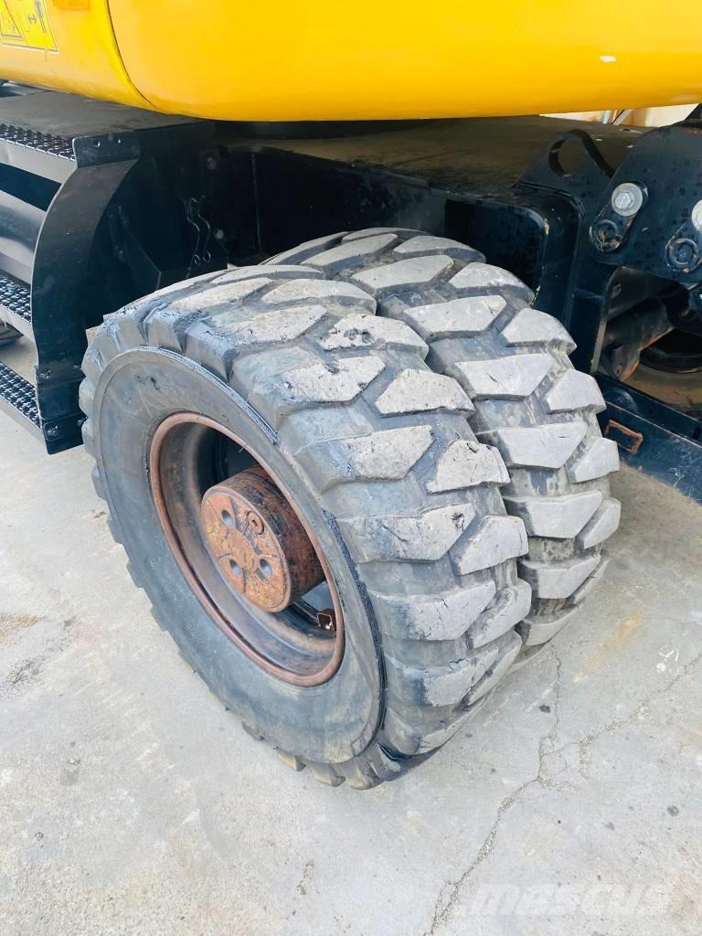 CAT m317f Колісні екскаватори