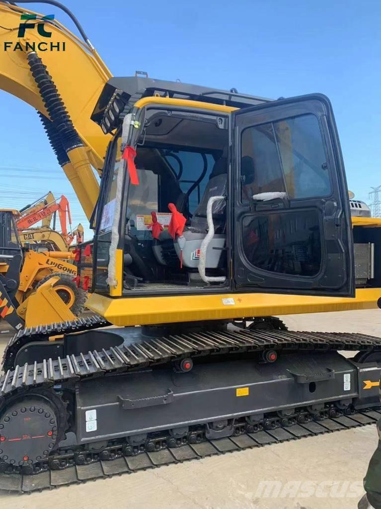 Komatsu PC 210 Міні-екскаватори < 7т