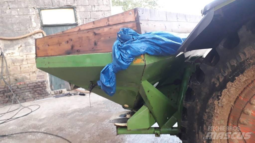 Amazone ZA-U 1001 Розсіювач мінеральних добрив