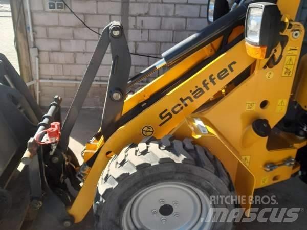 Schäffer 2428 SLT Міні-навантажувачі