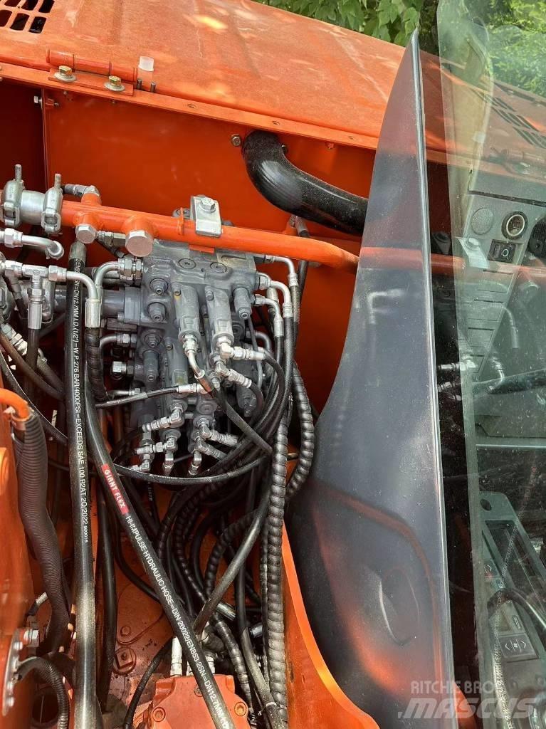 Hitachi ZX60 Міні-екскаватори < 7т