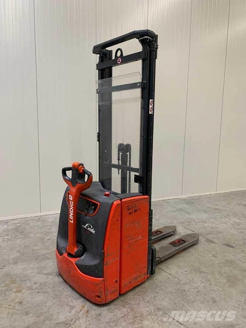 Linde L16I Самохідні електроштабелери