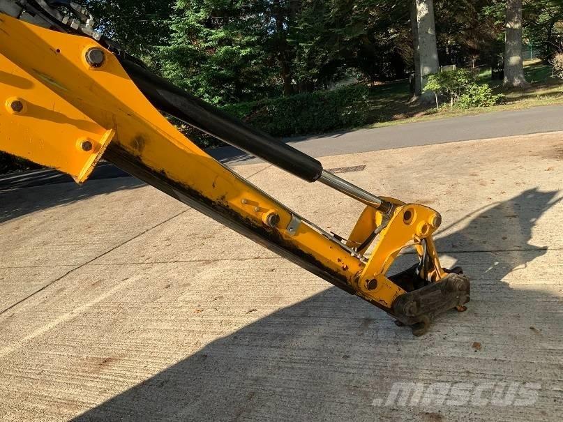 JCB 3CX Plus Екскаватори-навантажувачі