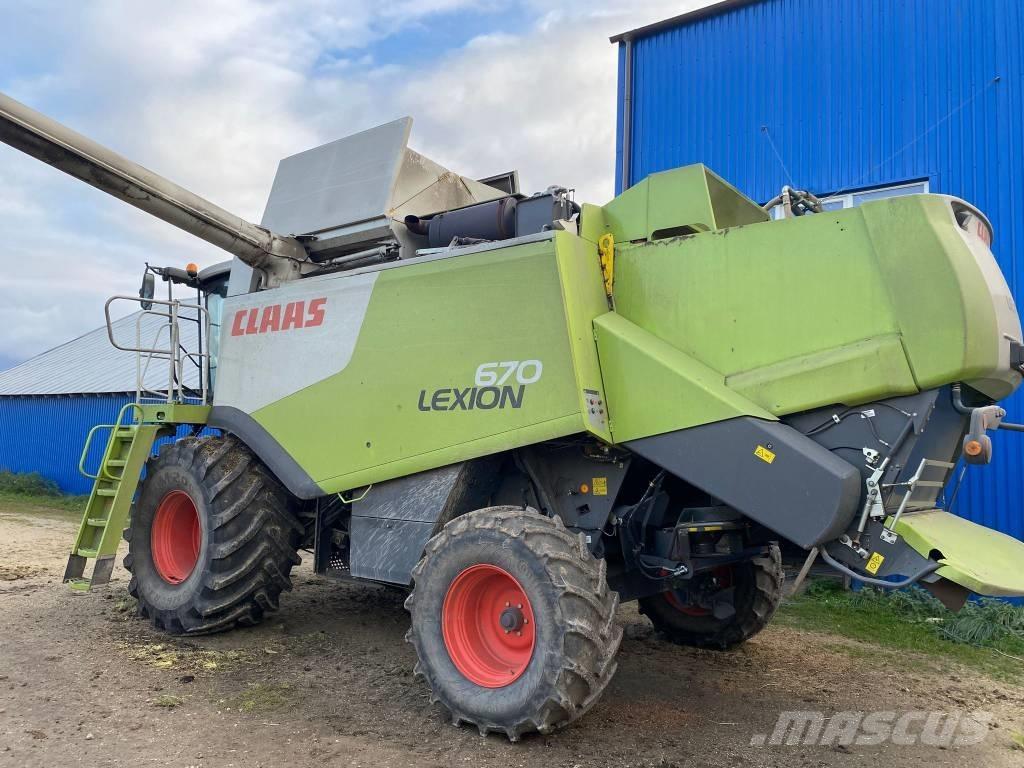 CLAAS Lexion 670 Зернозбиральні комбайни