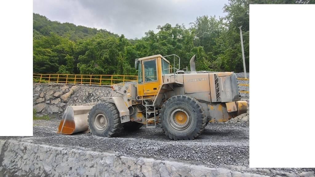 Volvo L 150 E Фронтальні навантажувачі