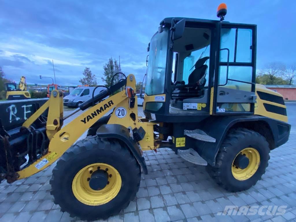 Yanmar V 100 Фронтальні навантажувачі