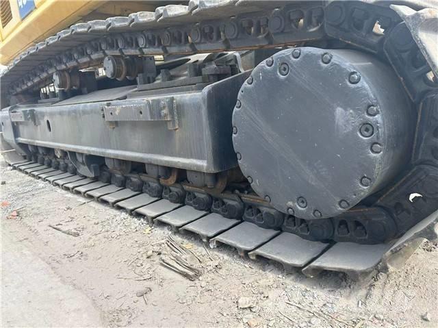 Komatsu PC 450 Гусеничні екскаватори
