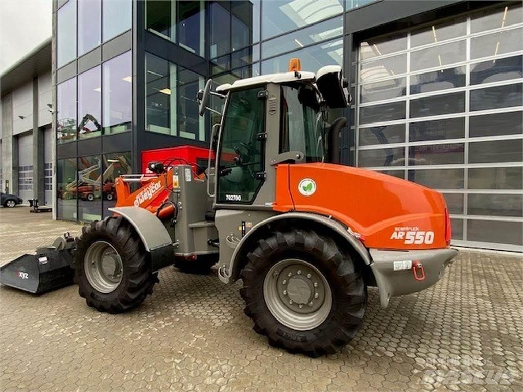 Weycor AR550 HS Багатофункціональне обладнання для вантажних і землекопальних робіт
