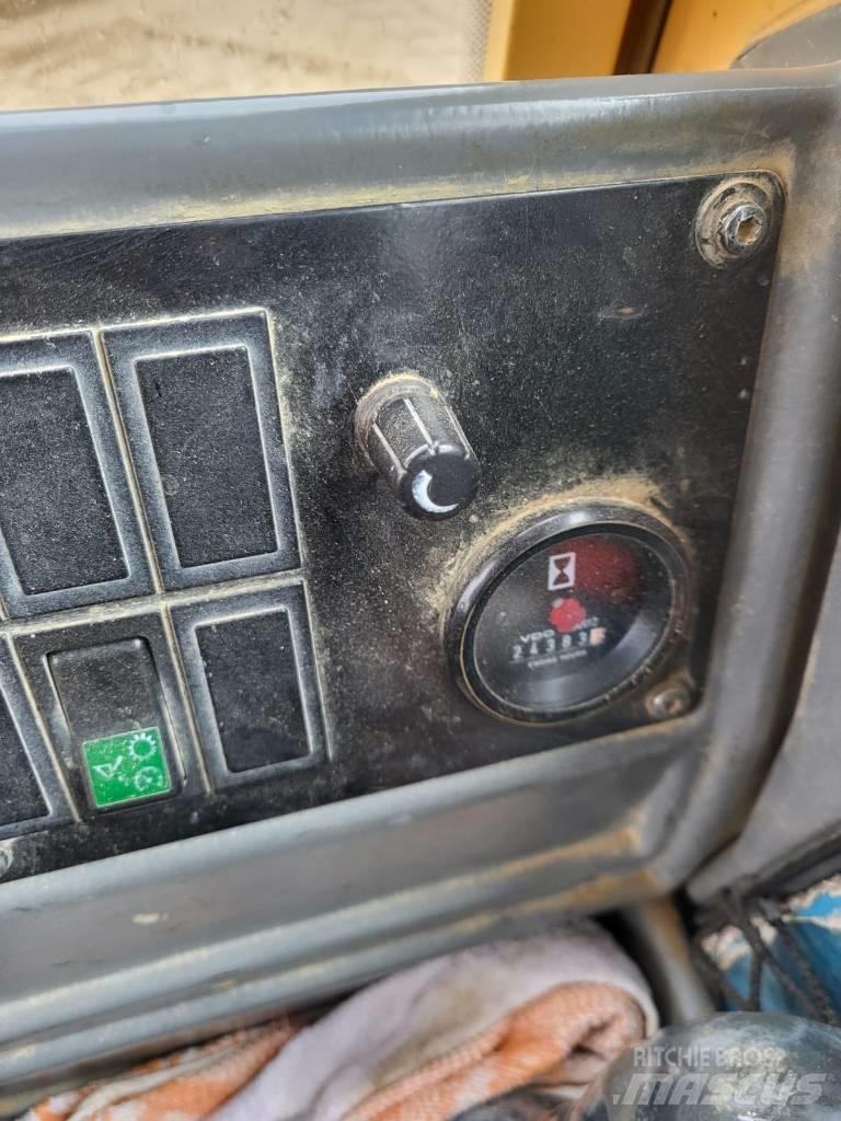 Volvo L 180 E Фронтальні навантажувачі