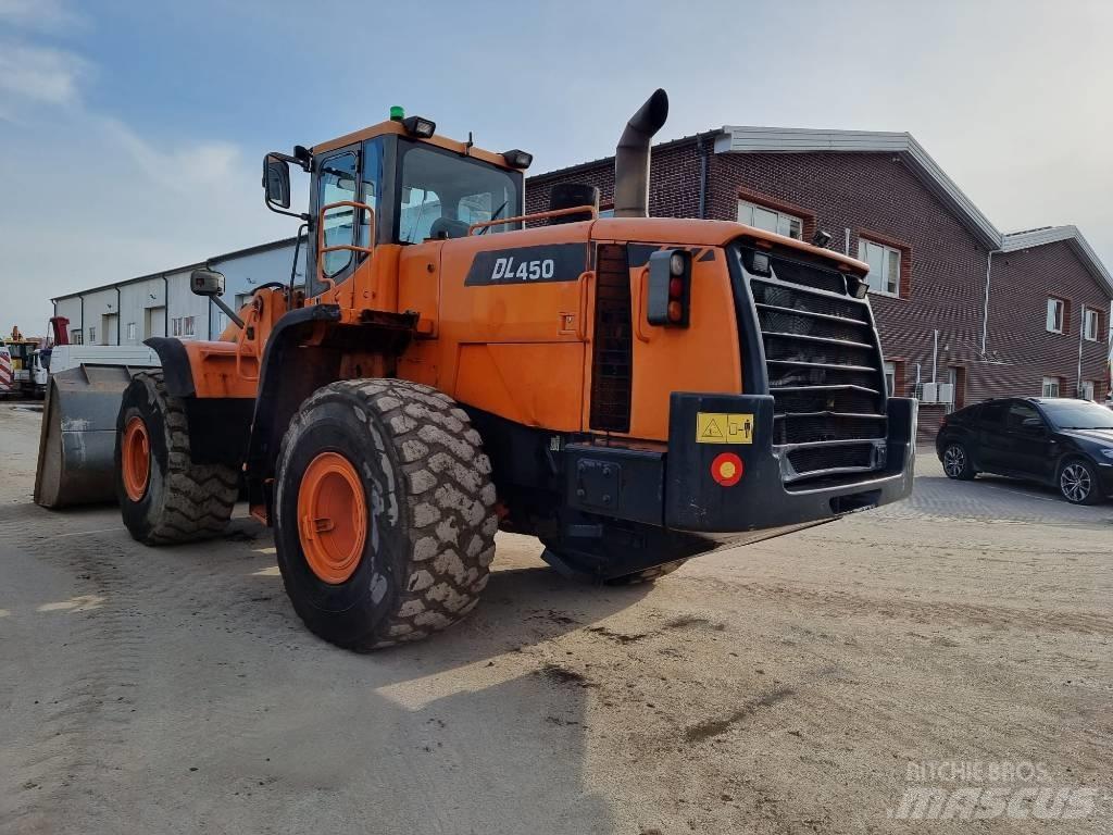 Doosan DL 450 Фронтальні навантажувачі