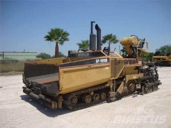 CAT AP-1050B Асфальтовкладачі