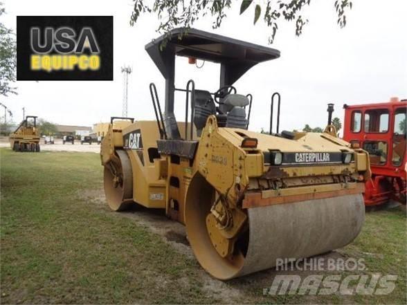 CAT CB-534DXW Грунтові котки