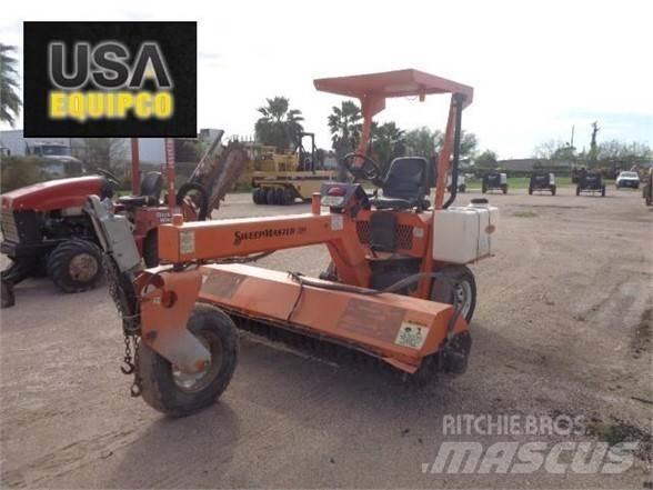  LAYMOR SM300 Підмітальні машини