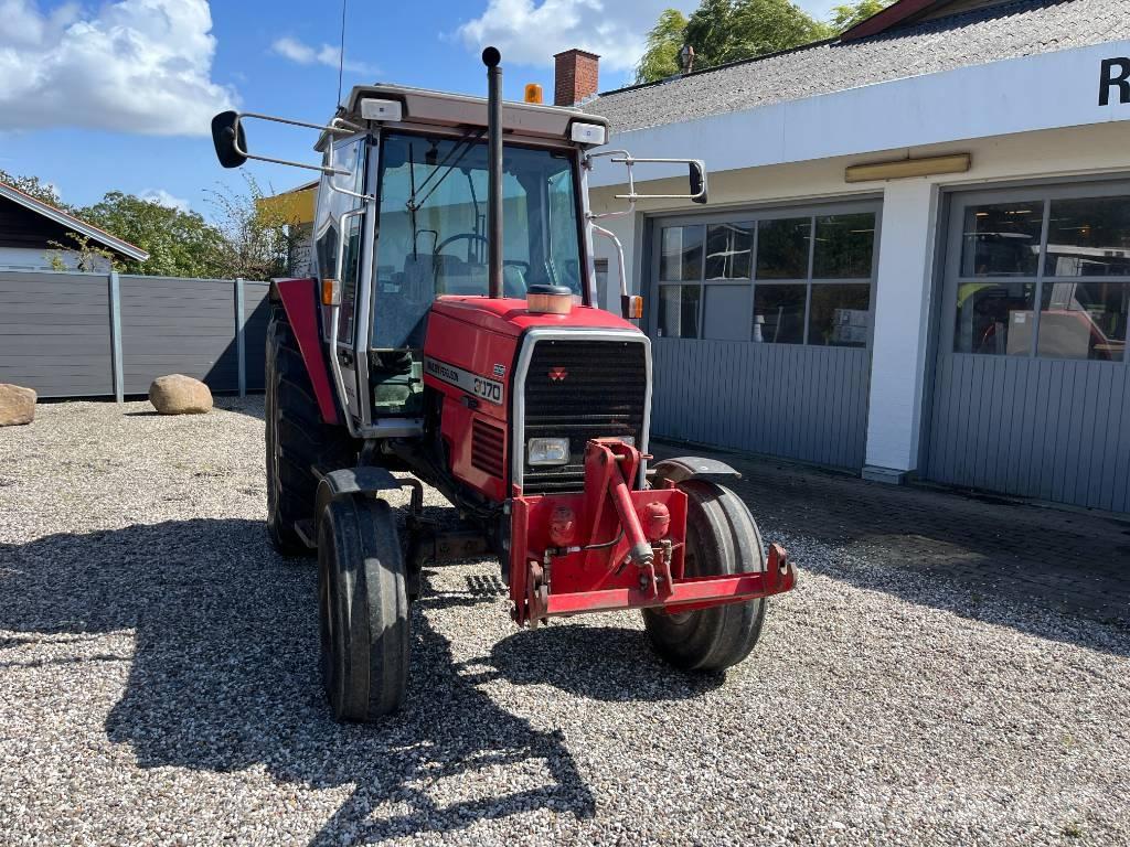 Massey Ferguson 3070 Трактори