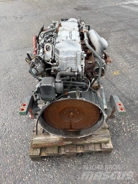 Iveco F4AE0681B Двигуни