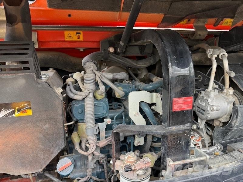 Kubota KX 080-4 Середні екскаватори 7т. - 12т.