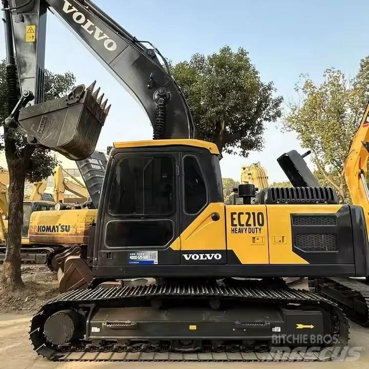 Volvo EC 210 Гусеничні екскаватори
