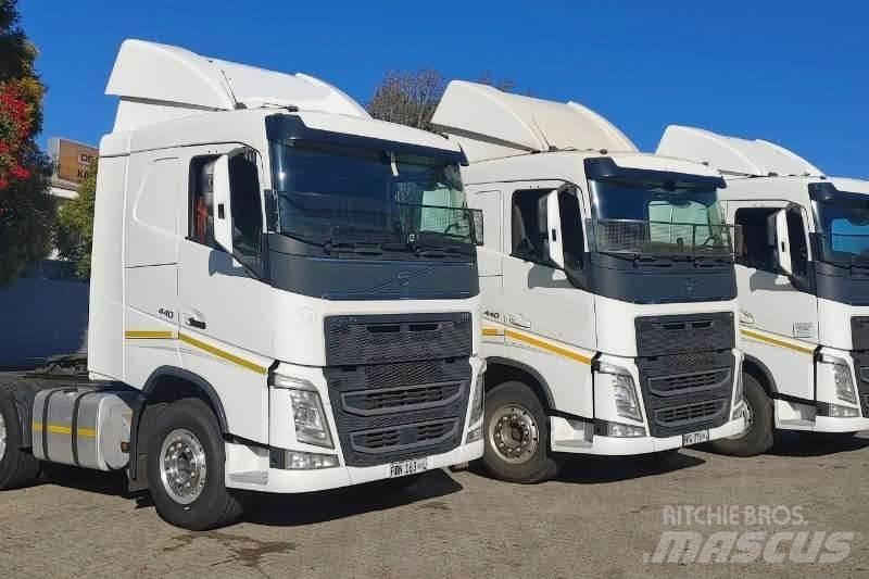 Volvo Fh 440 Вантажівки / спеціальні