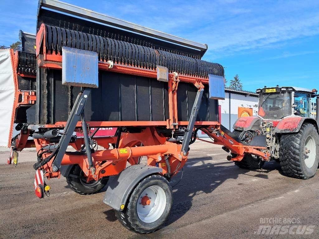 Kuhn Merge Maxx 950 Рядкові жатки
