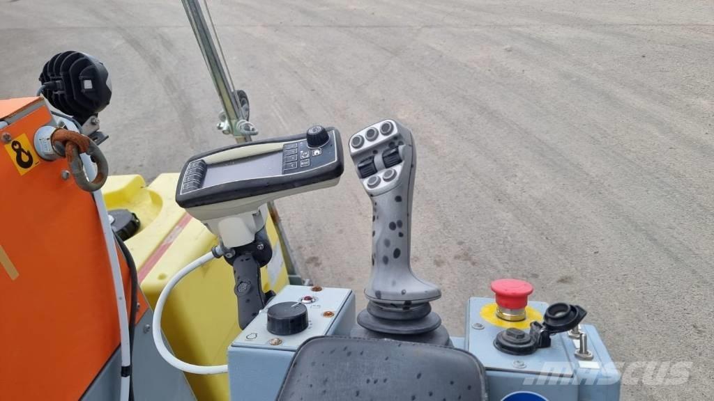  UNICUT 600 FLOOR SAW Бензорізи