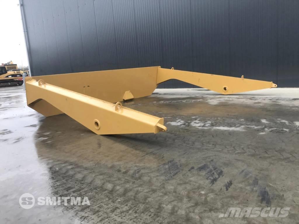 CAT 735- B1N Tailgates