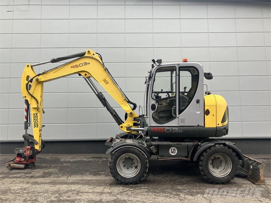 Wacker Neuson 9503 Колісні екскаватори
