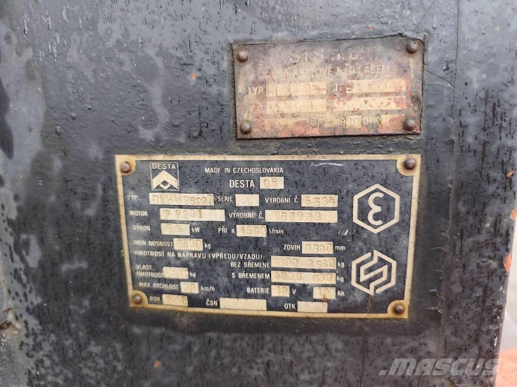 Desta DVHM 3522 Дизельні навантажувачі