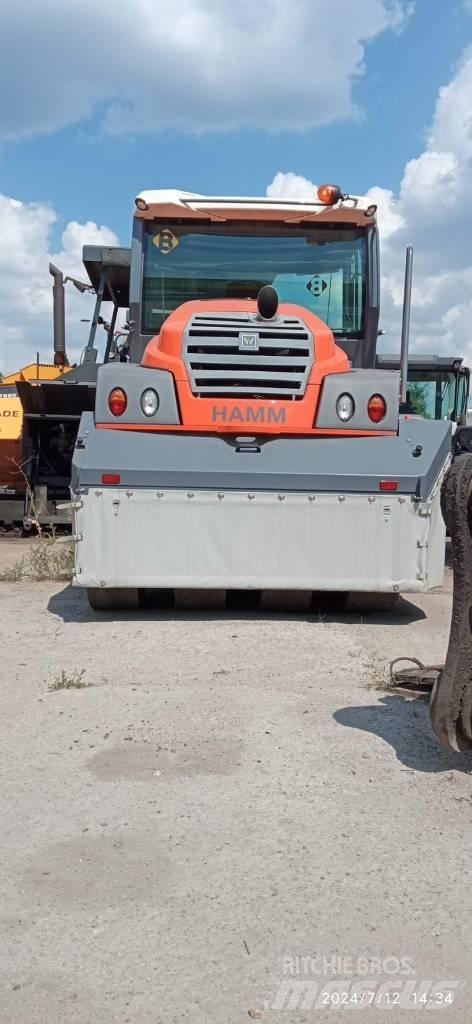 Hamm HP 180 Пневматичні катки