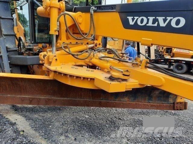 Volvo W007 Інше обладнання