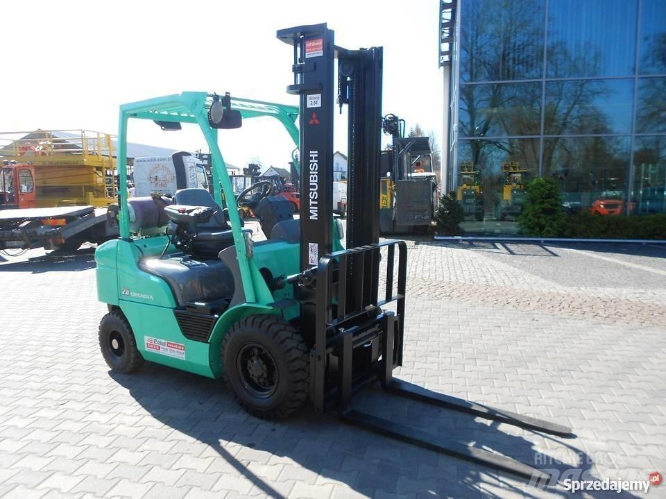 Mitsubishi FG25N Газові навантажувачі