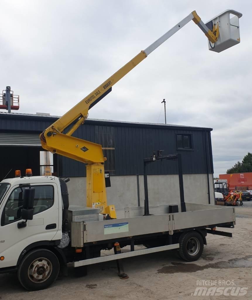 Hino 300 Вантажівки / спеціальні