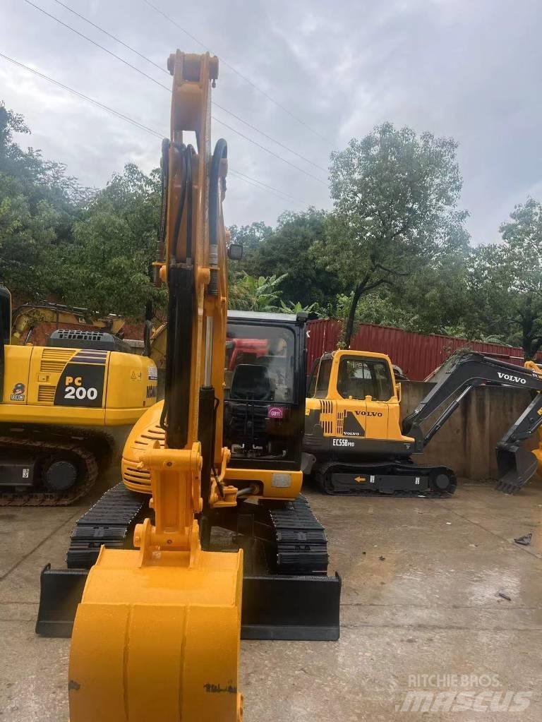 JCB 8050 Гусеничні екскаватори