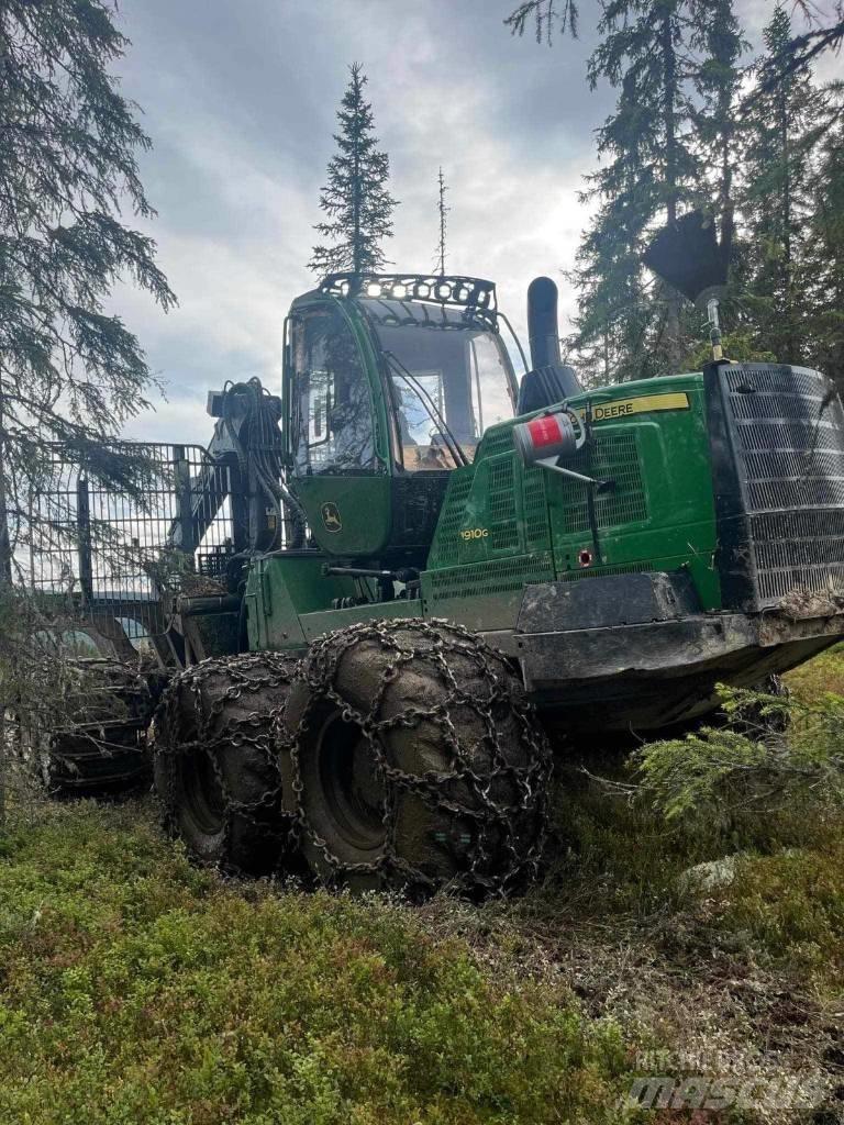 John Deere 1910G Форвардери
