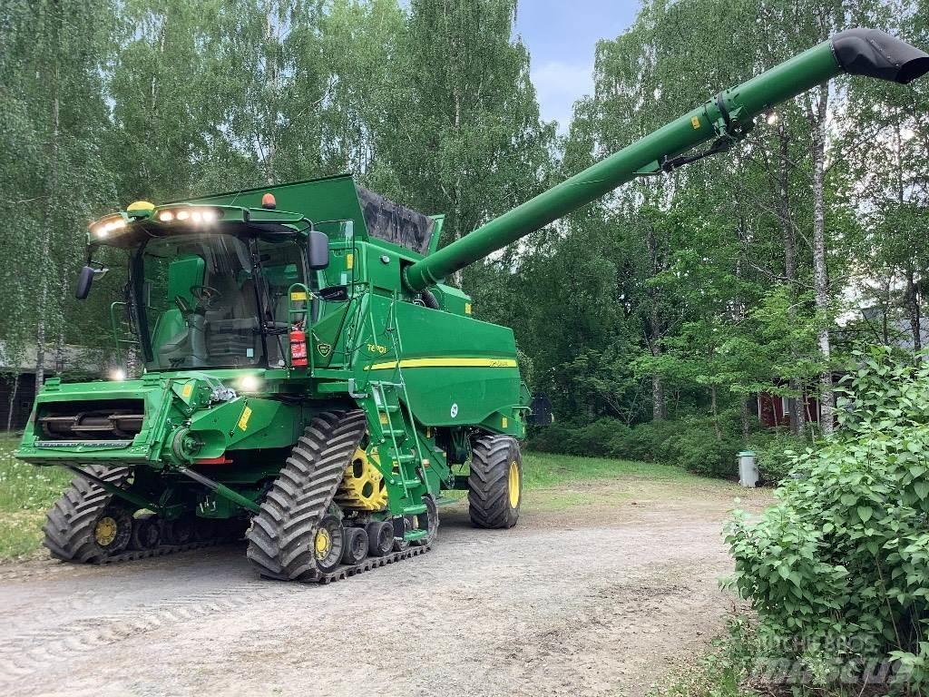 John Deere T 670 Зернозбиральні комбайни