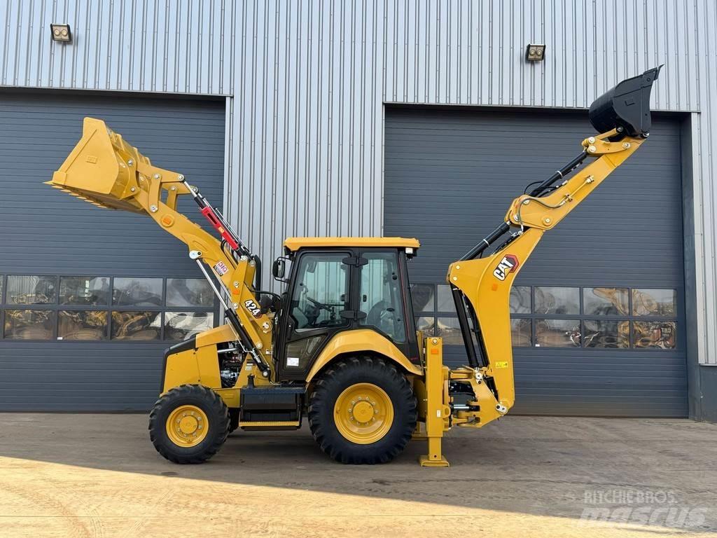 CAT 424 - 4WD / AC Екскаватори-навантажувачі